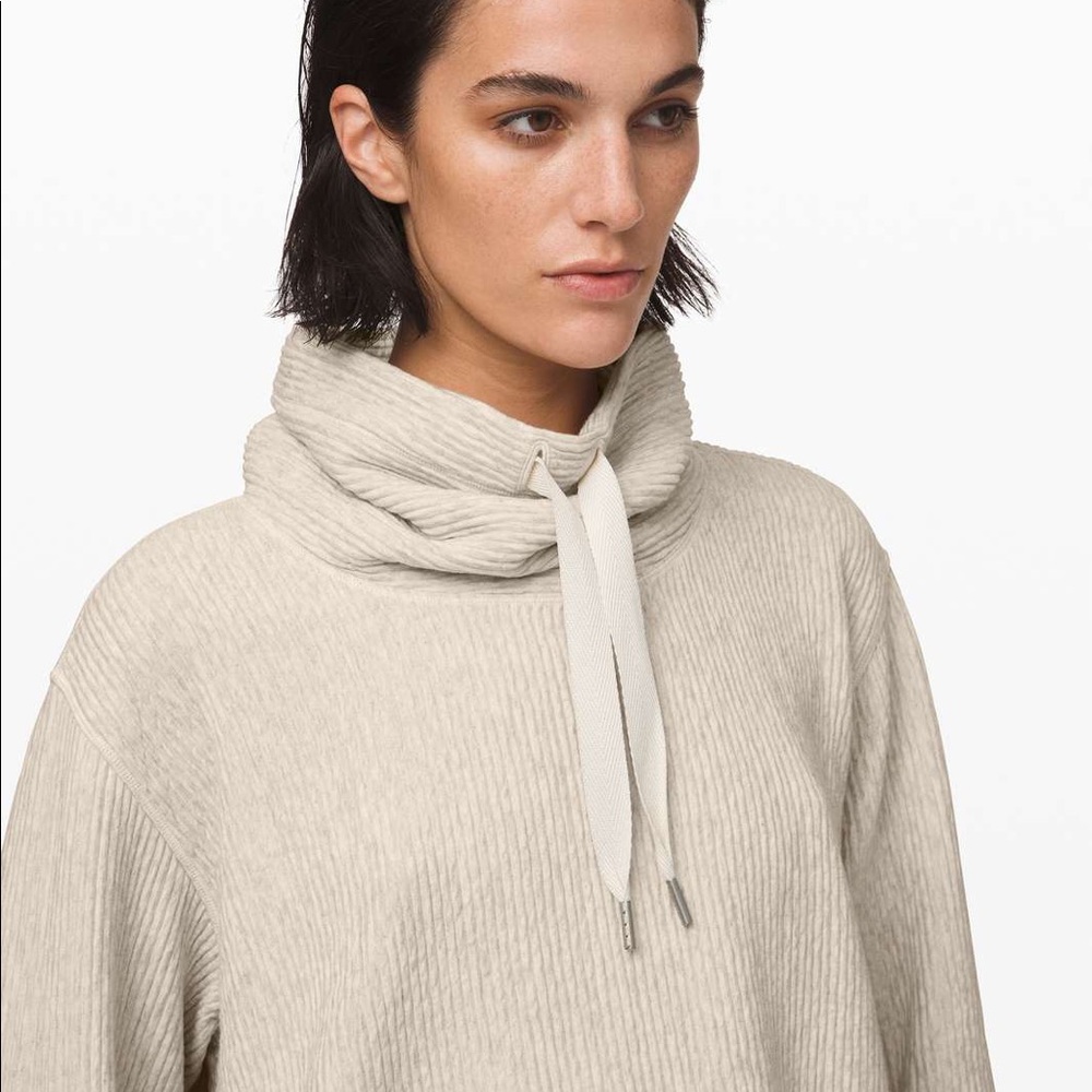 Lululemon Pullover - Picture 2 of 4